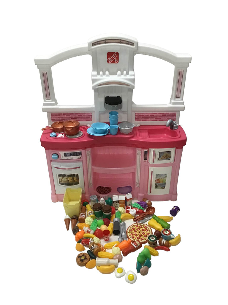 Step2 Fun With Friends Play Kitchen