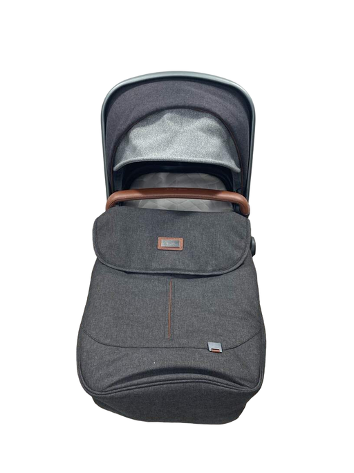 used Silver Cross Wave Bassinet