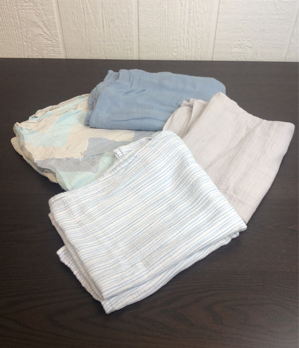 used BUNDLE Baby Swaddles