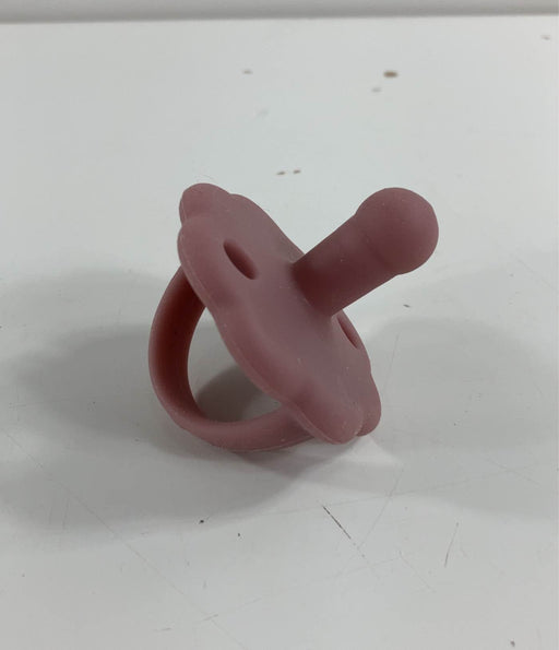 secondhand LOUI Scallop Pacifier