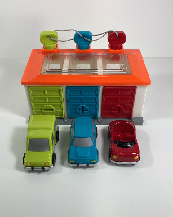 secondhand Battat 3 Car Garage Play Set