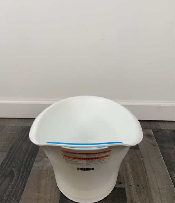 Shop Munchkin Sit and Soak Baby Bathtub at GoodBuy Gear