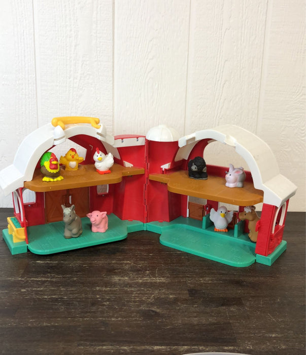 secondhand Battat Big Red Barn, With Little People Animals