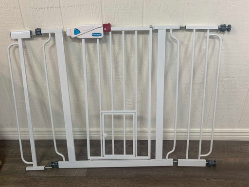 used Carlson Extra-Wide Walk Through Pet Gate