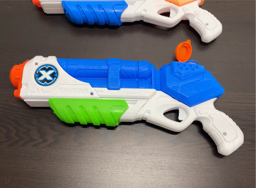 secondhand BUNDLE X-Shot Water Blasters