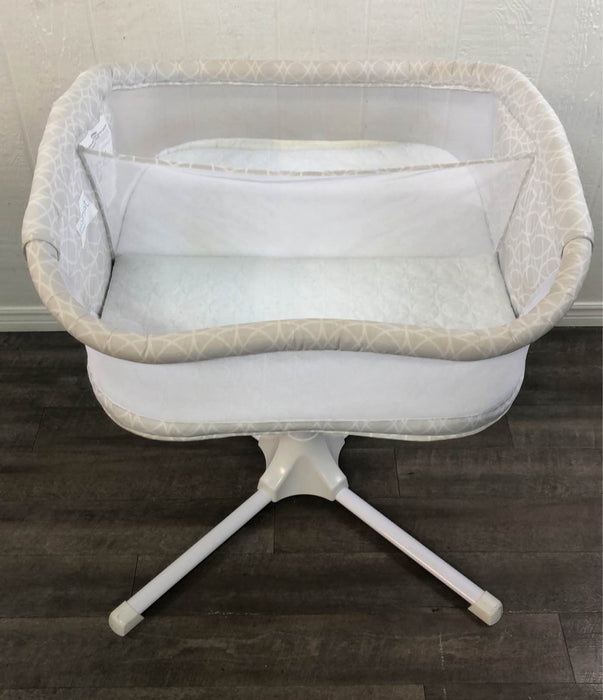 Shop Halo BassiNest Twin Sleeper at GoodBuy Gear