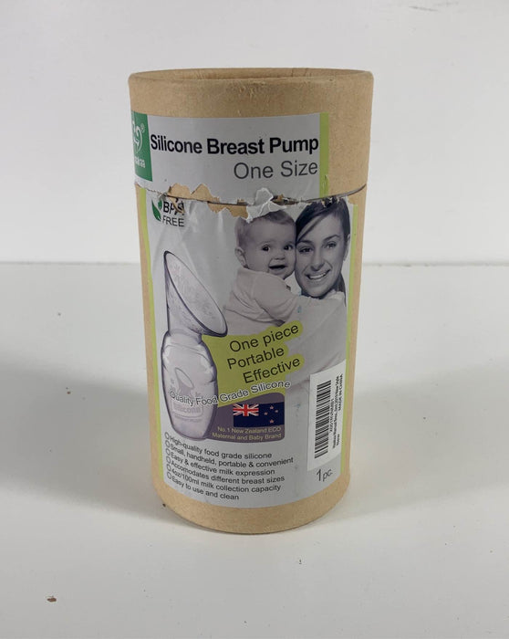 Shop Haakaa Manual Breast Pump at GoodBuy Gear