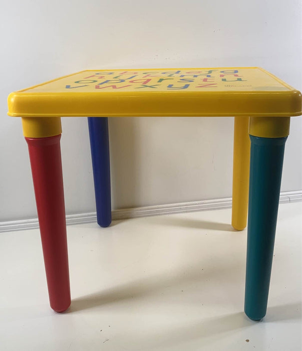 secondhand Children’s Table And Chairs