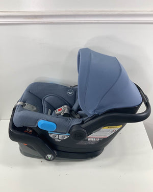 Uppababy mesa car outlet seat taylor