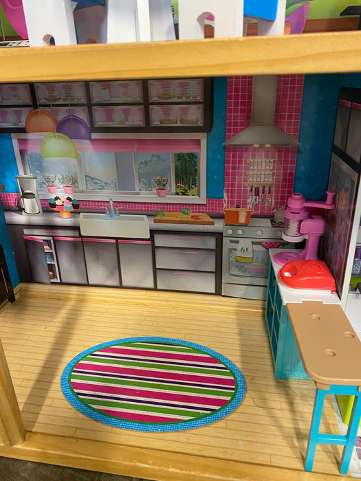 used KidKraft Super Model Dollhouse