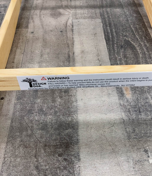 used Design Dua Modern Rocking Bassinet Stand