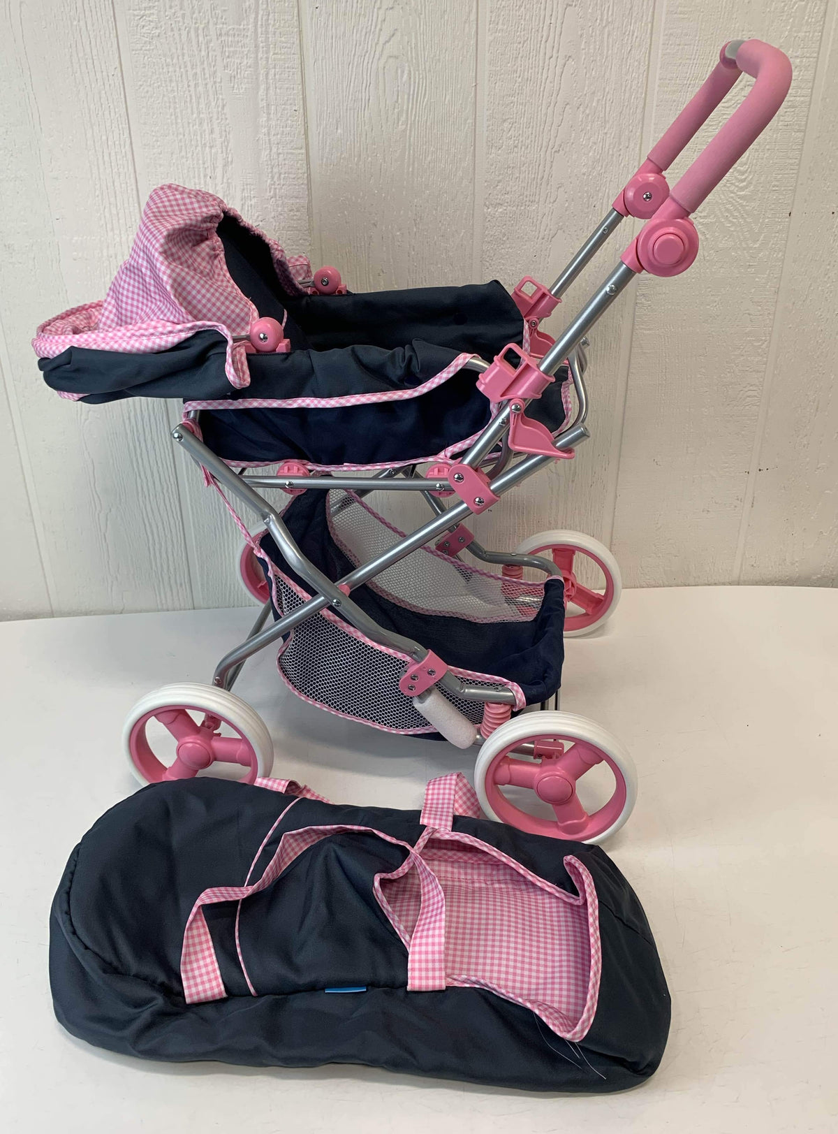 hauck dolls pram Hauck Classic Julia Navy and Pink Toy Doll Pram