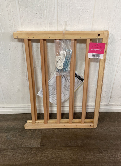 secondhand Stork Craft Easy Walk-Thru Wooden Safety Gate