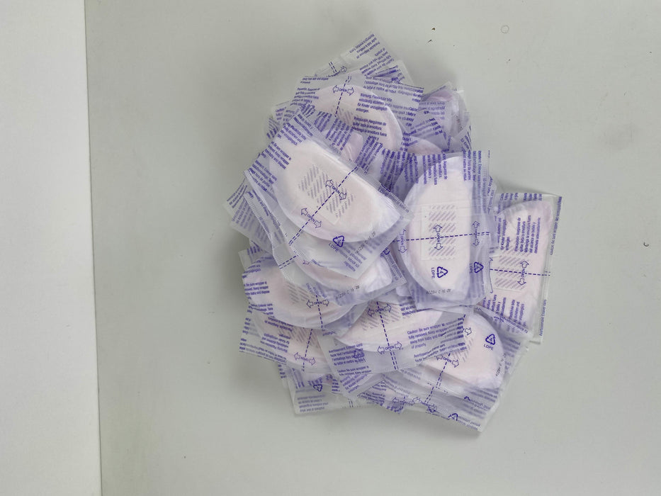 secondhand Lansinoh Stay Dry Disposable Nursing Pads