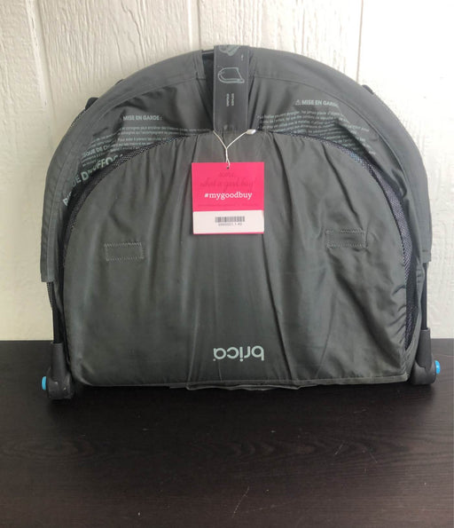 used Munchkin Brica Fold 'n Go Travel Bassinet