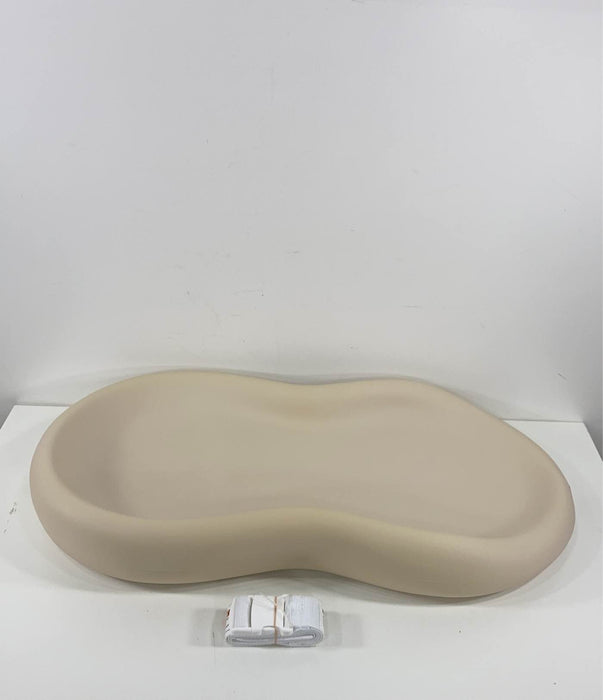 Shop Keekaroo Peanut Changing Pad, Vanilla at GoodBuy Gear