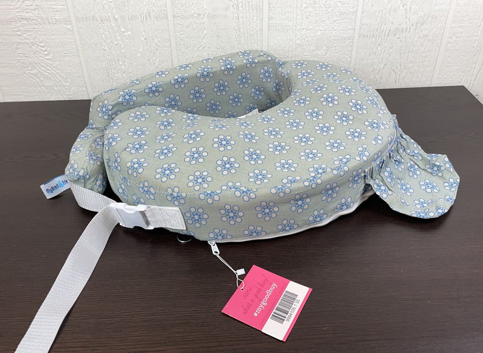 Shop My Brest Friend Nursing Pillow, Grey Dotted Daisies at GoodBuy Gear