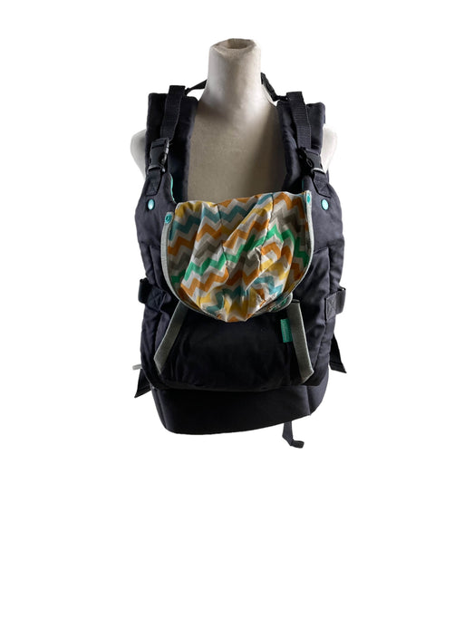 used Infantino Cuddle Up Ergonomic Carrier