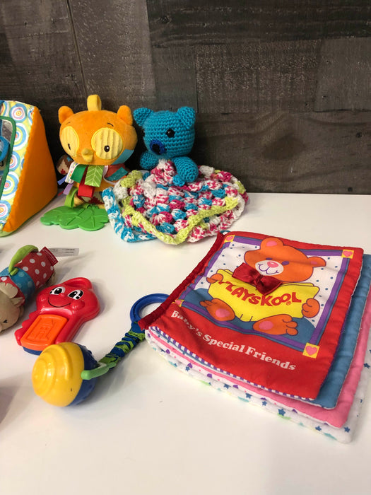 secondhand BUNDLE Infant And Toddler Toys