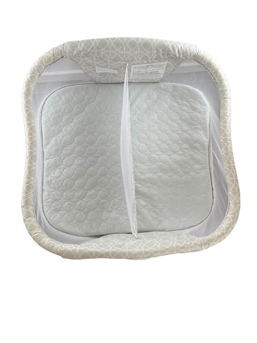 Shop Halo BassiNest Twin Sleeper at GoodBuy Gear