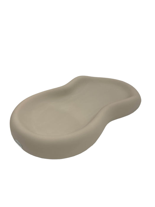 Shop Keekaroo Peanut Changing Pad, Vanilla at GoodBuy Gear