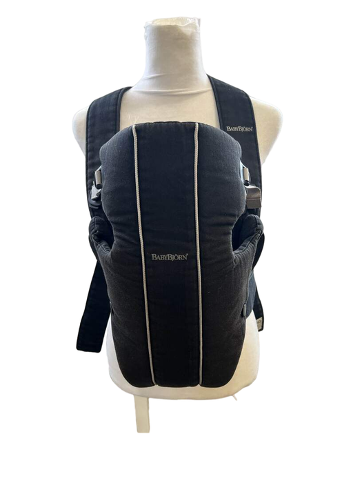 used BabyBjorn Baby Carrier Mini, Black Cotton