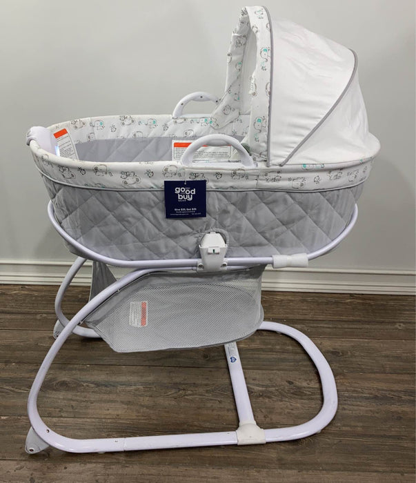 secondhand Delta Children Deluxe Moses Bassinet, Elephant