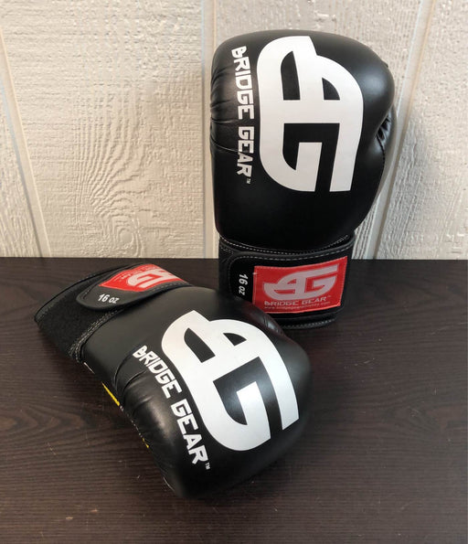 used Bridge Gear Boxing Gloves, 16oz