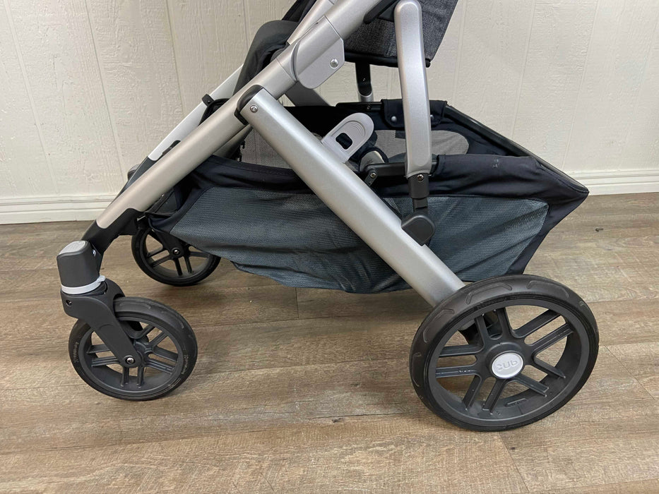 used UPPAbaby VISTA V2 Stroller