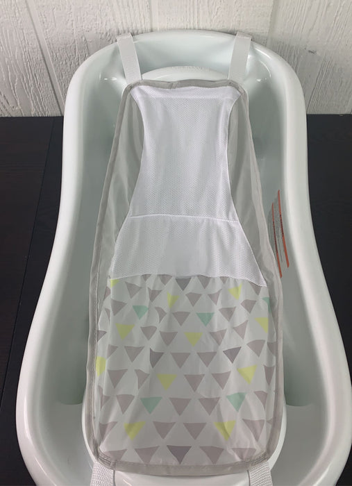 Shop The First Years Sure Comfort Newborn To Toddler Tub at GoodBuy Gear