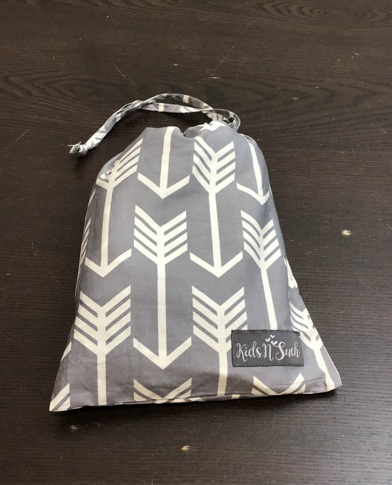 Shop Kids N’ Such Nursing Cover With Sewn In Burp Cloth at GoodBuy Gear