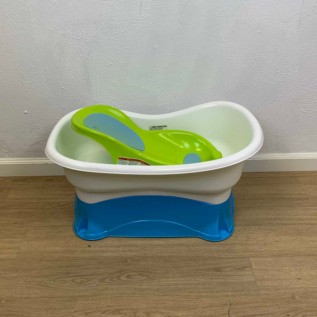 summer infant comfort height tub Summer Infant Comfort Height Bath Center With Step Stool
