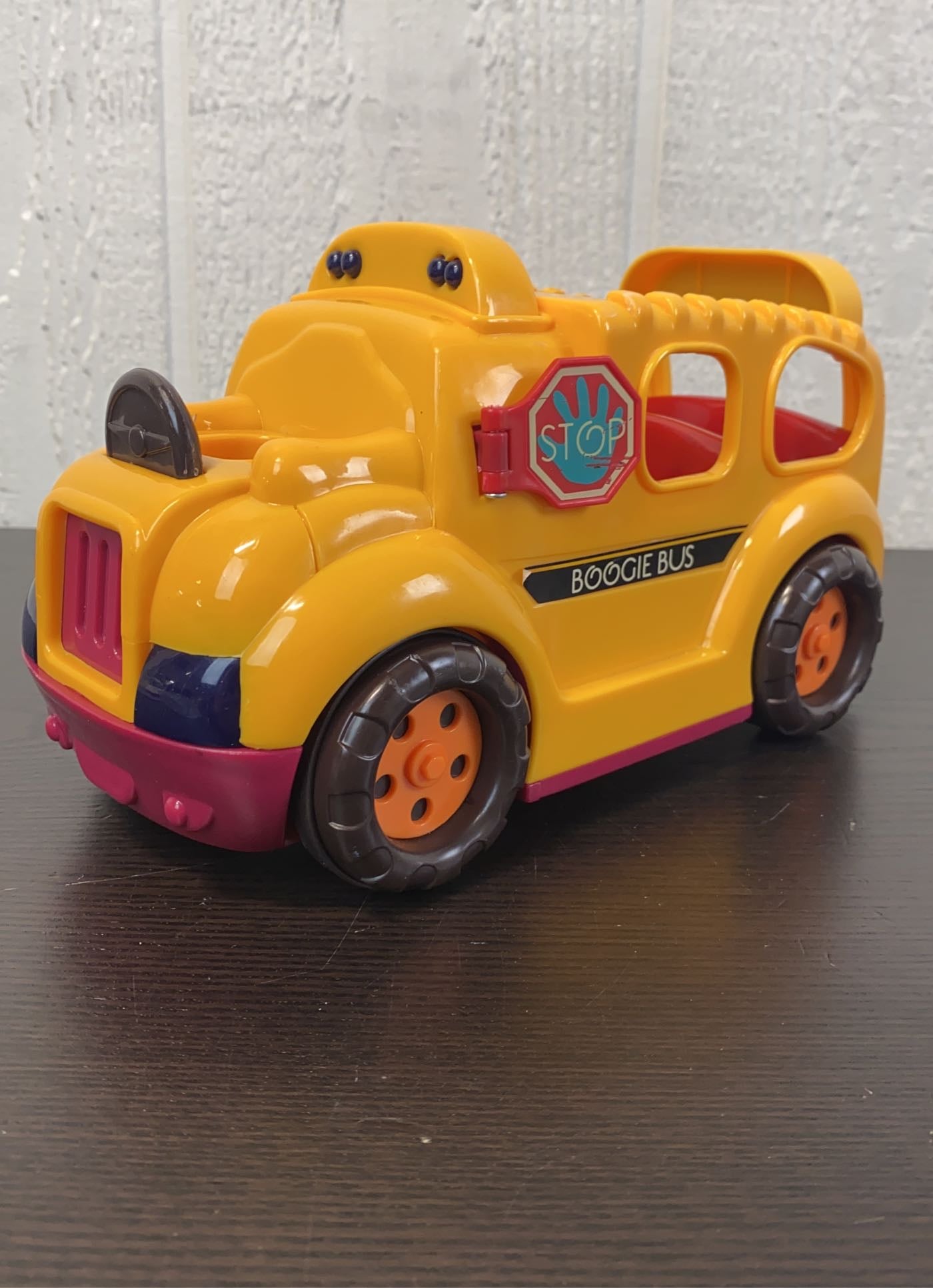 B toys best sale boogie bus