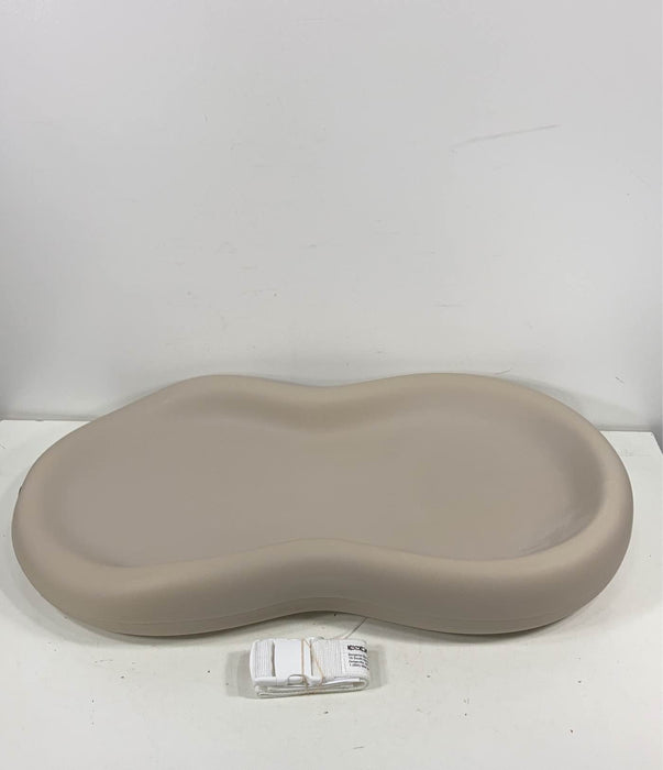 secondhand Keekaroo Peanut Changing Pad, Vanilla