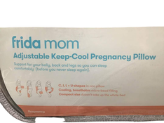 secondhand Frida Mom Adjustable Keep-Cool Pregnancy Pillow