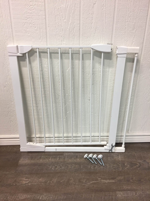 used Munchkin Auto Close Metal Baby Gate