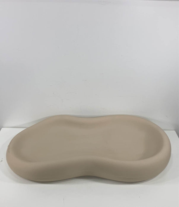 Shop Keekaroo Peanut Changing Pad, Vanilla at GoodBuy Gear