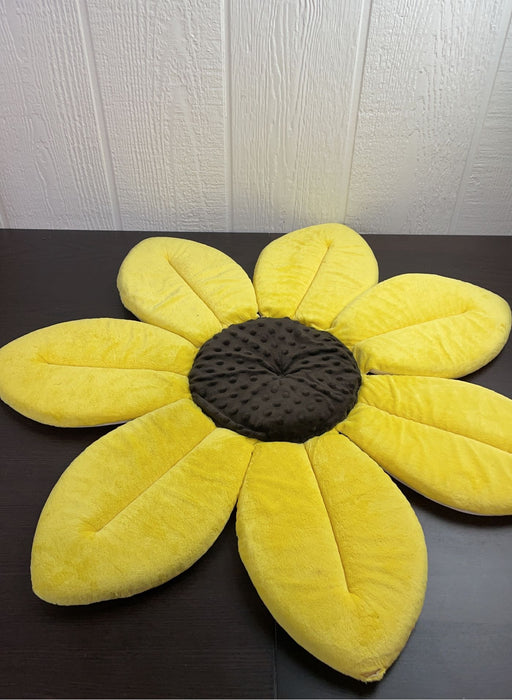 Shop Blooming Bath Baby Bath, Canary Yellow at GoodBuy Gear
