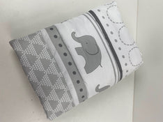 used PS by the Peanutshell 3 Piece Crib Bedding Set