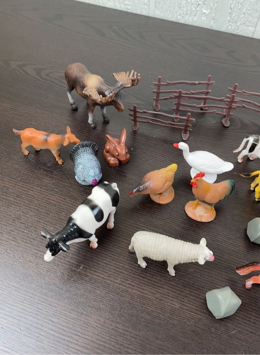 secondhand BUNDLE Plastic Animals
