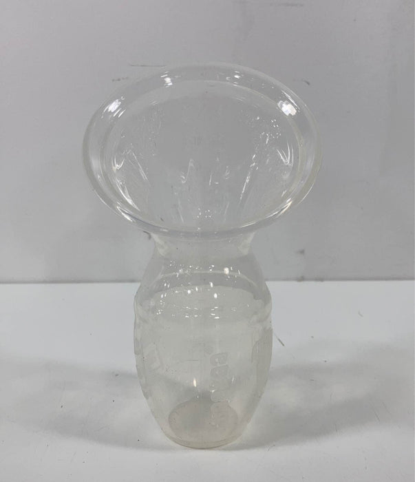 Shop Haakaa Manual Breast Pump at GoodBuy Gear