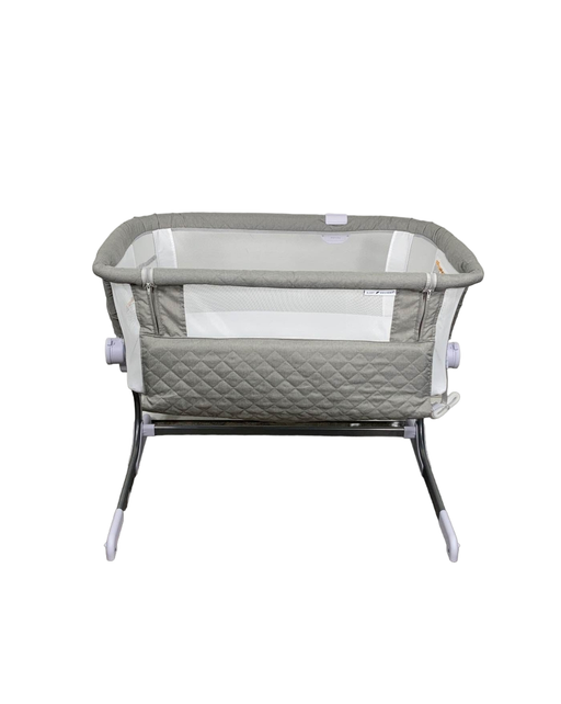 used Baby Delight Beside Me Somni Deluxe Bassinet and Beside Sleeper