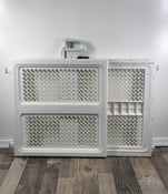 secondhand Safety 1st Pressure Mount Lift, Lock and Swing Gate, /White