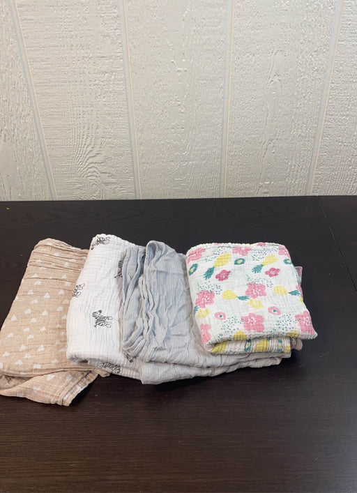 used BUNDLE Baby Swaddles