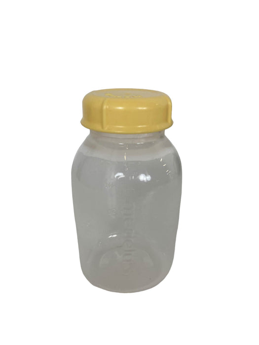 Shop Medela Pump In Style Advanced Breast Pump with Metro Bag at GoodBuy Gear