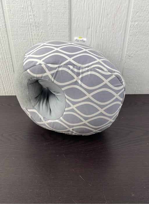 used Itzy Ritzy Infant Feeding Support Pillow