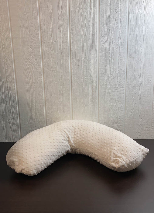 used Luna Lullaby Nursing Pillow