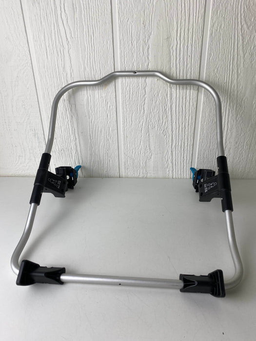 used Thule Infant Car Seat Adapter