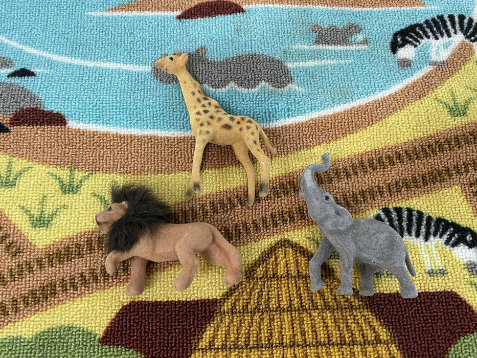 Melissa & Doug Round The Savanna Safari Activity Rug