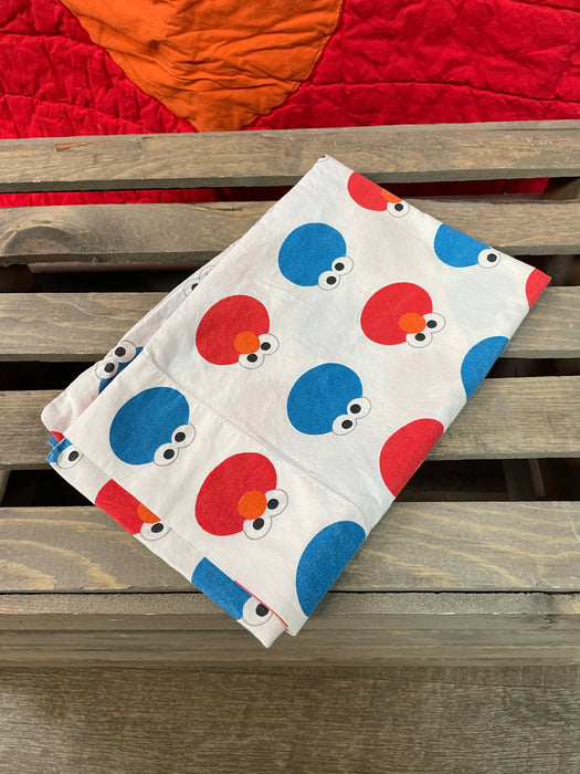 Land Of Nod Sesame Street All Eyes Elmo Crib Bedding